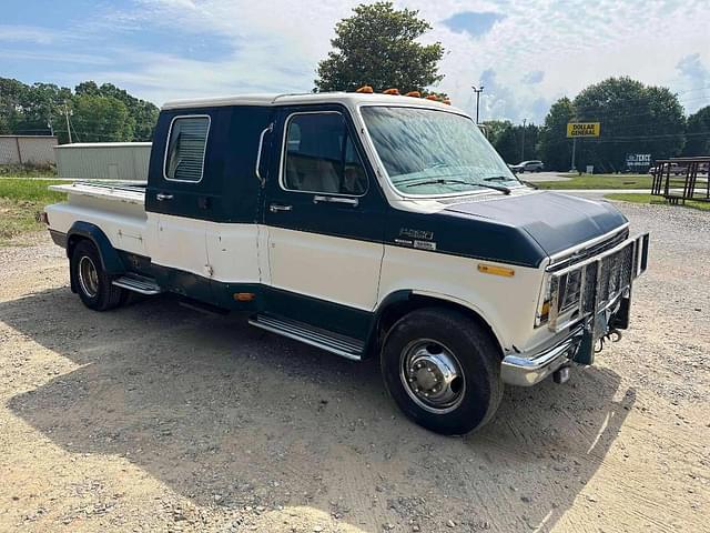 Image of Ford Econoline equipment image 1