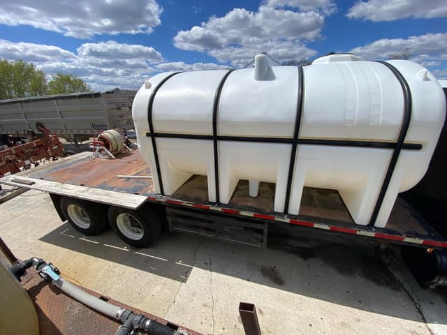 Image of Ford L9000 equipment image 4