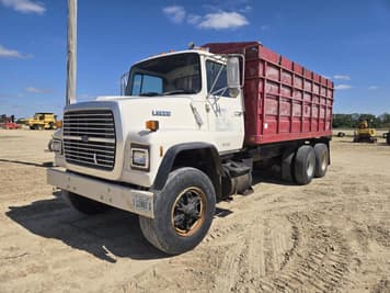 Main image Ford L9000