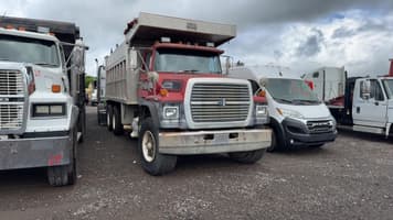 Main image Ford L9000