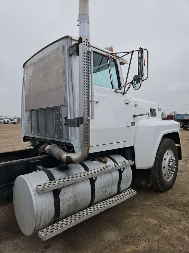 Image of Ford LTL9000 equipment image 4