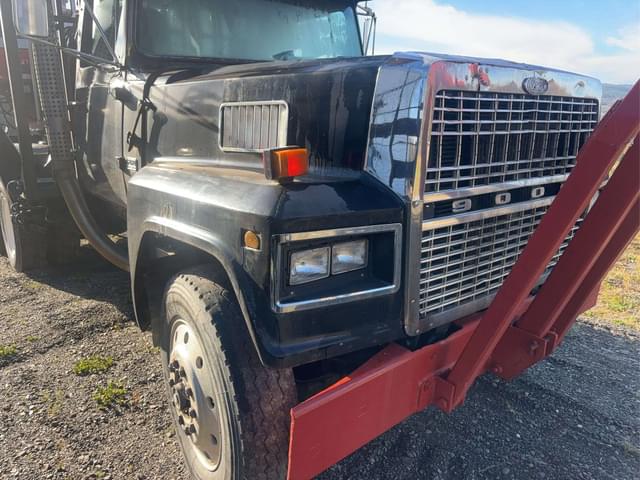Image of Ford LTL9000 equipment image 4