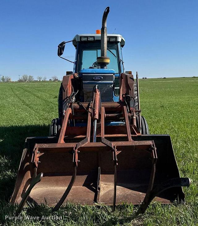 Image of Ford TW-15 equipment image 1