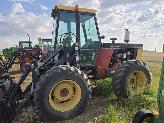 Image of Versatile 276 equipment image 1