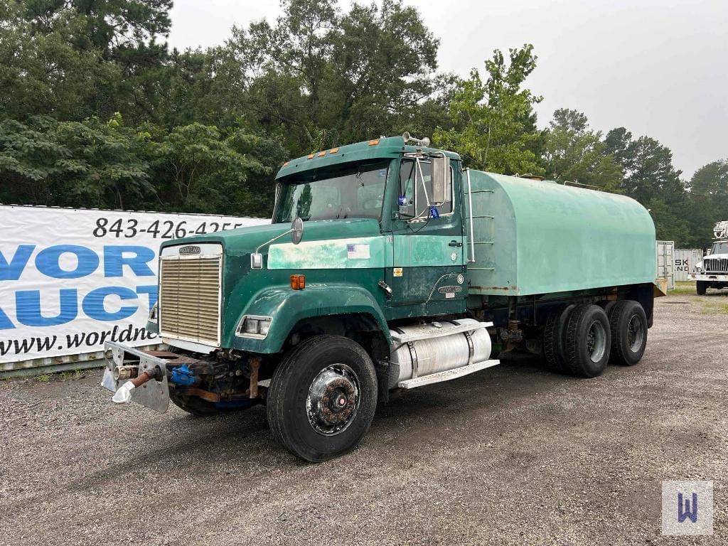 Image of Freightliner FLC112 Primary image