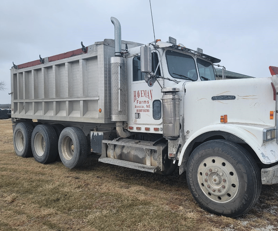 Main image Freightliner FLD120