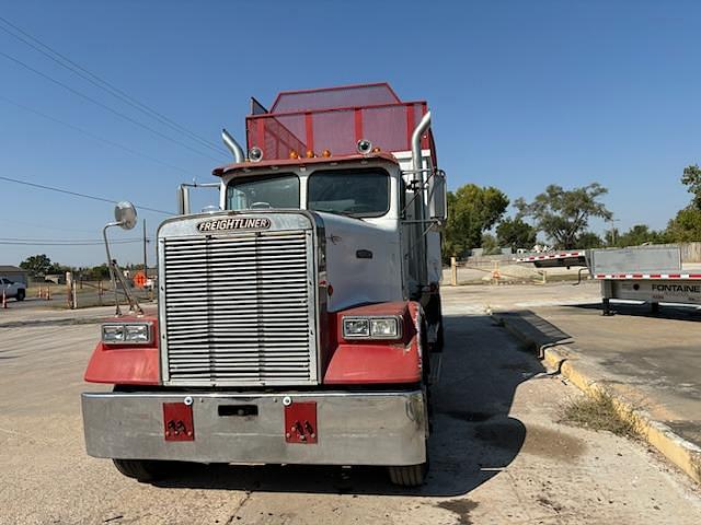 Image of Freightliner FLC equipment image 1