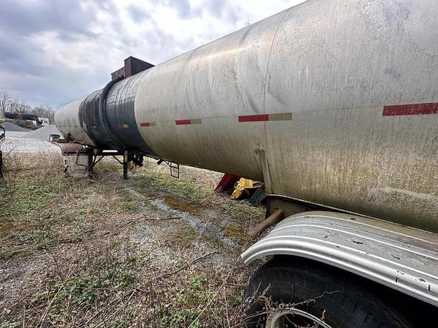 Image of Freuhauf Asphalt/Hot Oil Tanker equipment image 4