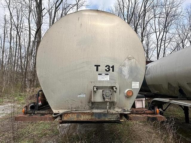 Image of Freuhauf Asphalt/Hot Oil Tanker equipment image 1