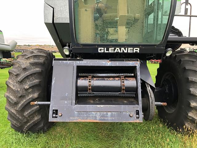 Image of Gleaner R50 equipment image 1