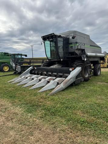 Main image Gleaner R50