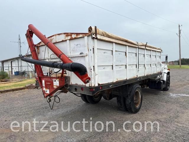 Image of GMC C65 equipment image 4