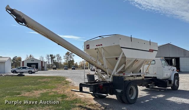 Image of GMC C7 equipment image 4