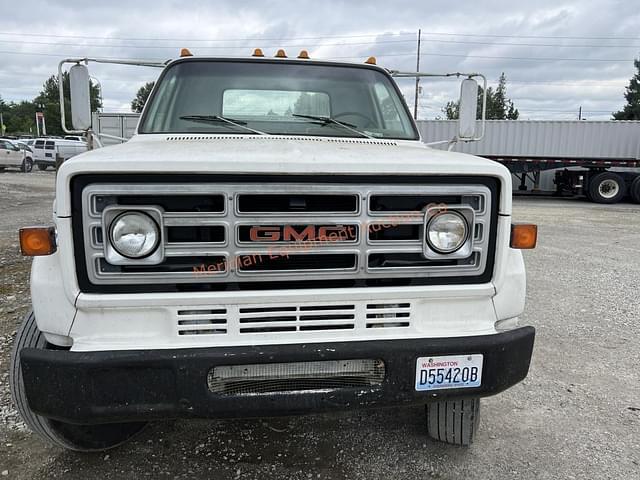 Image of GMC C7000 equipment image 1