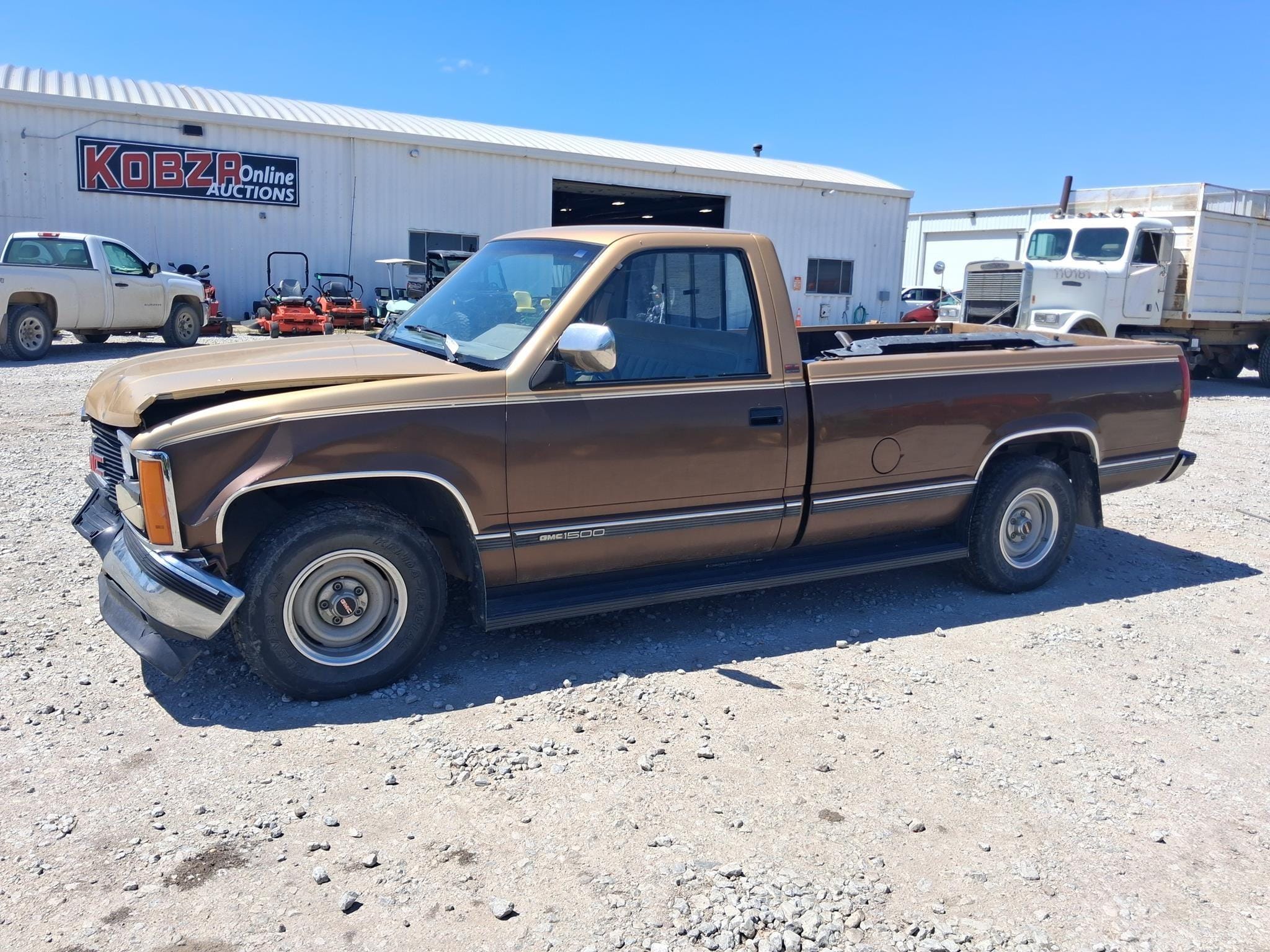 1988 GMC 1500 Equipment Image0