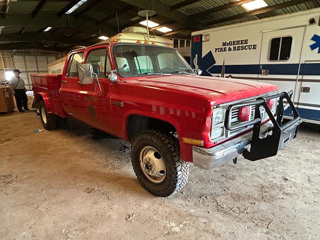 Image of GMC 3500 equipment image 1