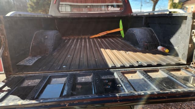 Image of GMC 3500 equipment image 1