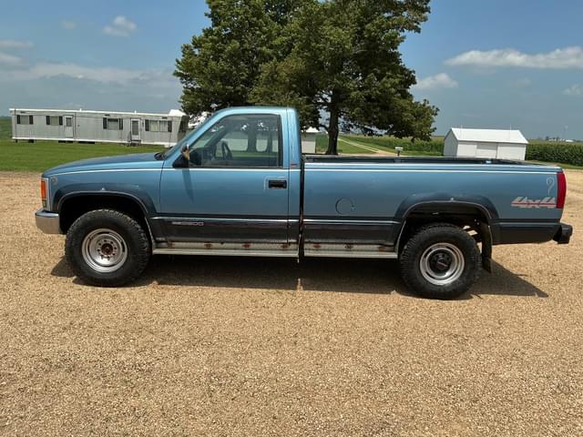 Image of GMC Sierra equipment image 1