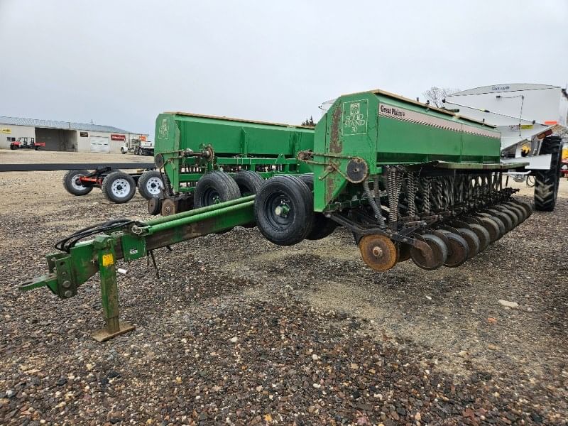 1988 Great Plains Solid Stand 30 Equipment Image0