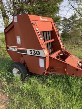 Image of Hesston 530 equipment image 4