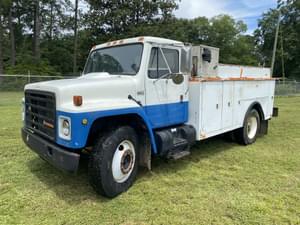 1988 International 1654 Image