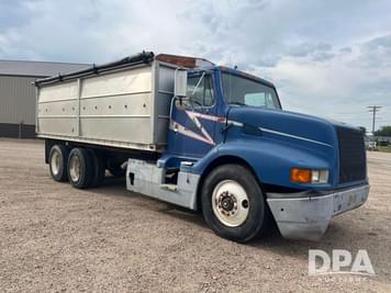 Main image International 8300