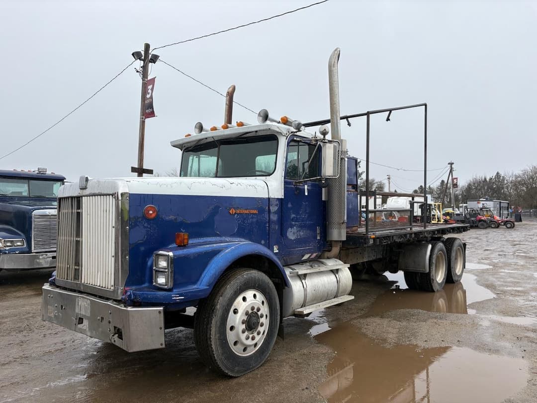 Image of International 9300 Primary image