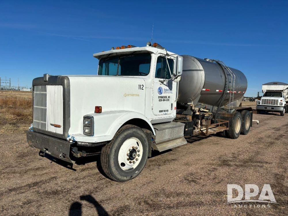 Main image International 9300