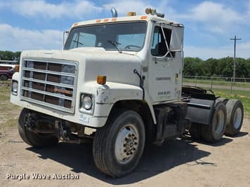 Main image International F2275