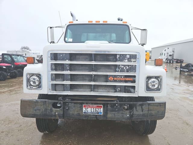Image of International S2500 equipment image 2