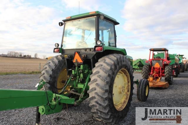 Image of John Deere 4450 equipment image 2