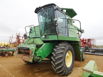 Main image John Deere 7720 Titan II