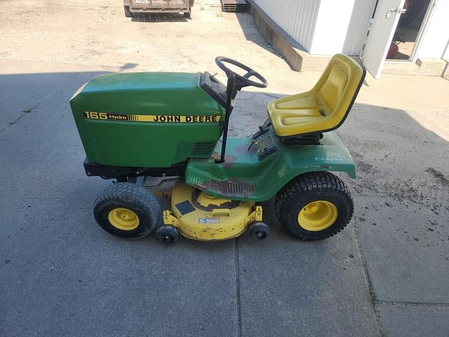 Image of John Deere 165 equipment image 2