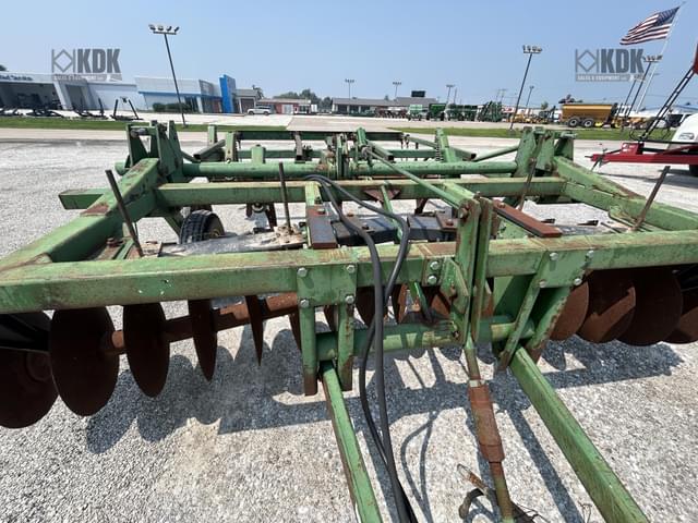 Image of John Deere 1710A equipment image 1