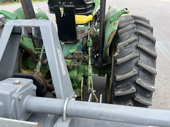 Image of John Deere 2155 equipment image 1