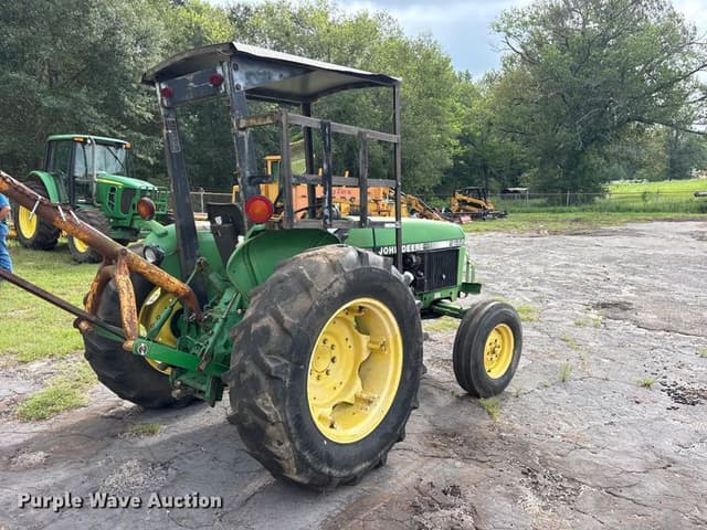 Image of John Deere 2155 equipment image 4