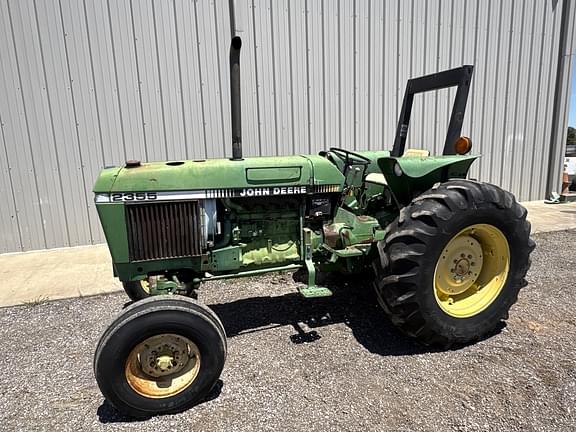 Image of John Deere 2355 equipment image 1