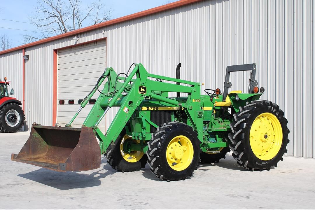 Image of John Deere 2755 Primary image