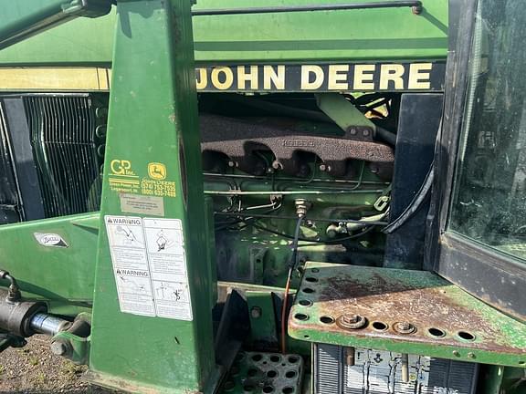 Image of John Deere 2955 equipment image 3