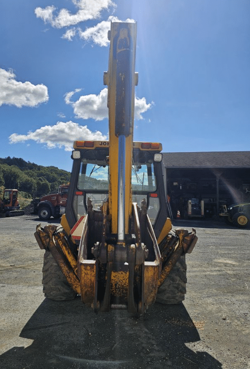 Image of John Deere 310C equipment image 3