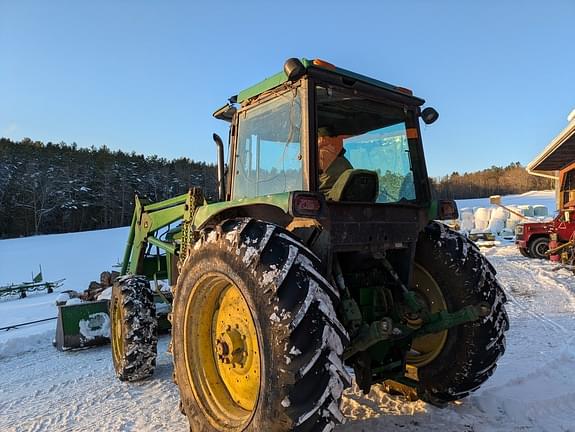 Image of John Deere 3155 equipment image 2