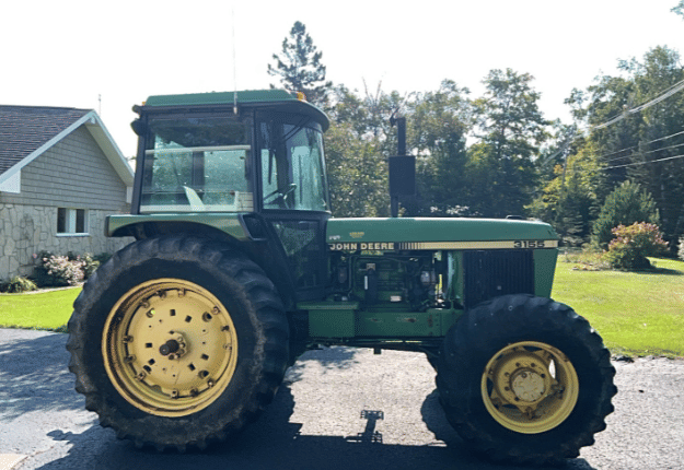 Image of John Deere 3155 equipment image 3