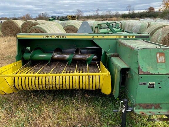 Main image John Deere 328