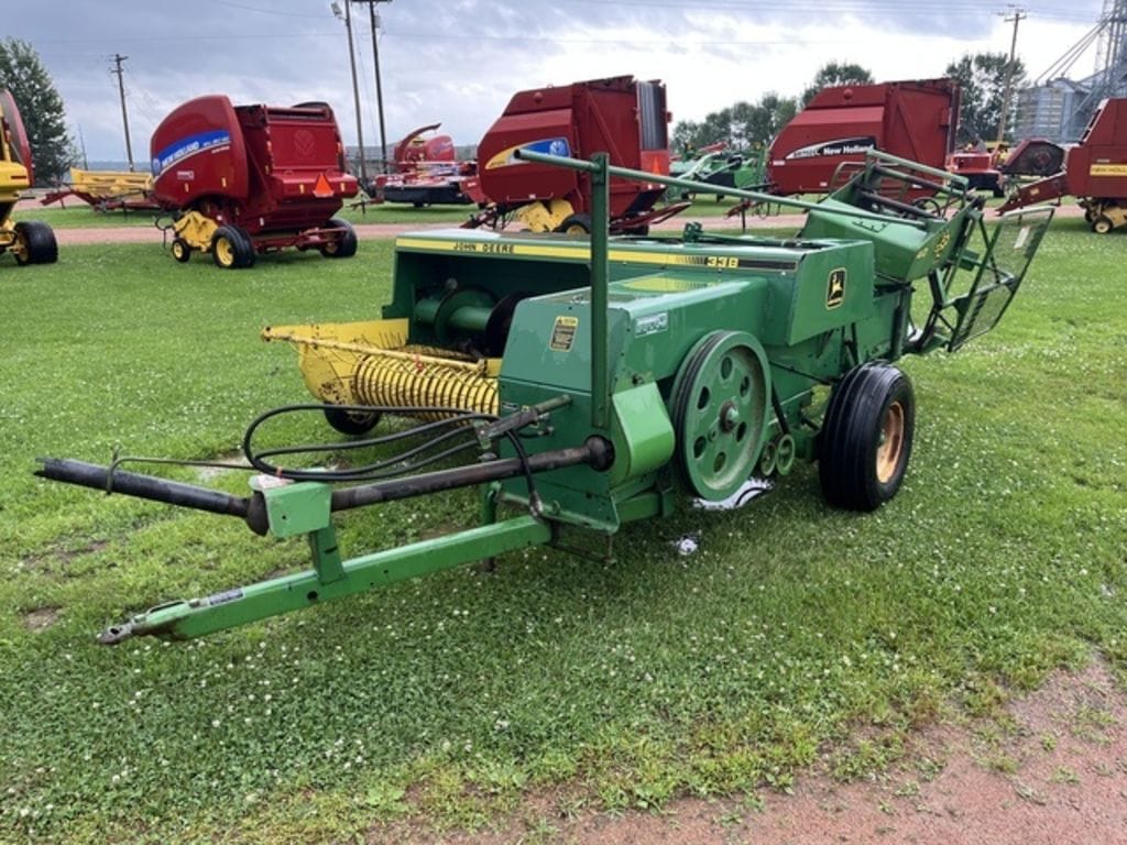 1988 John Deere 338 Equipment Image0