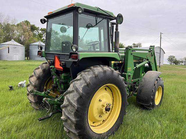 Image of John Deere 4050 equipment image 4