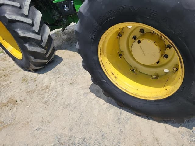 Image of John Deere 4050 equipment image 4