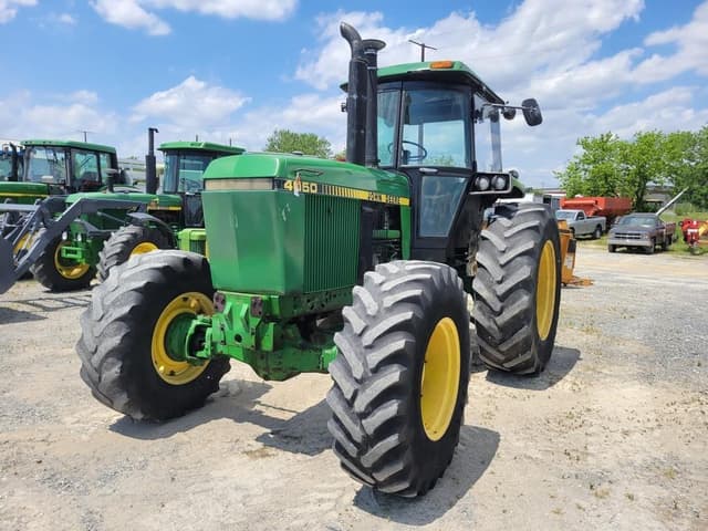 Image of John Deere 4050 equipment image 1