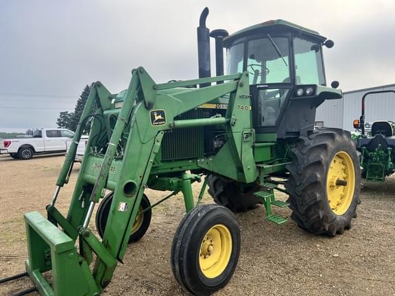 Image of John Deere 4250 equipment image 1