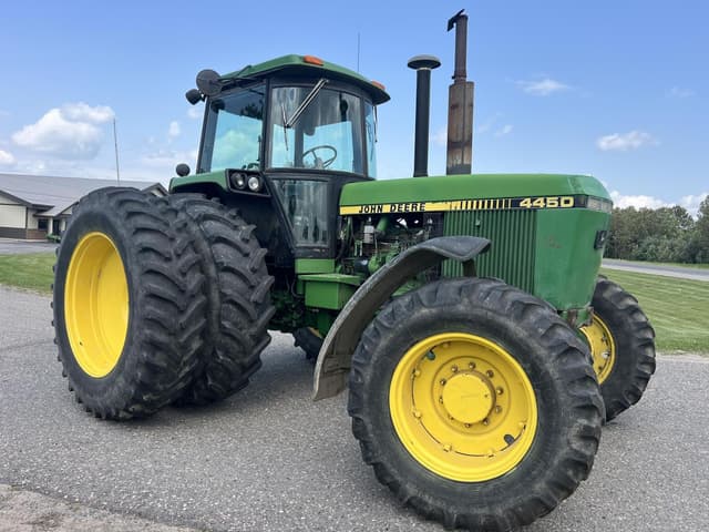 Image of John Deere 4450 equipment image 1