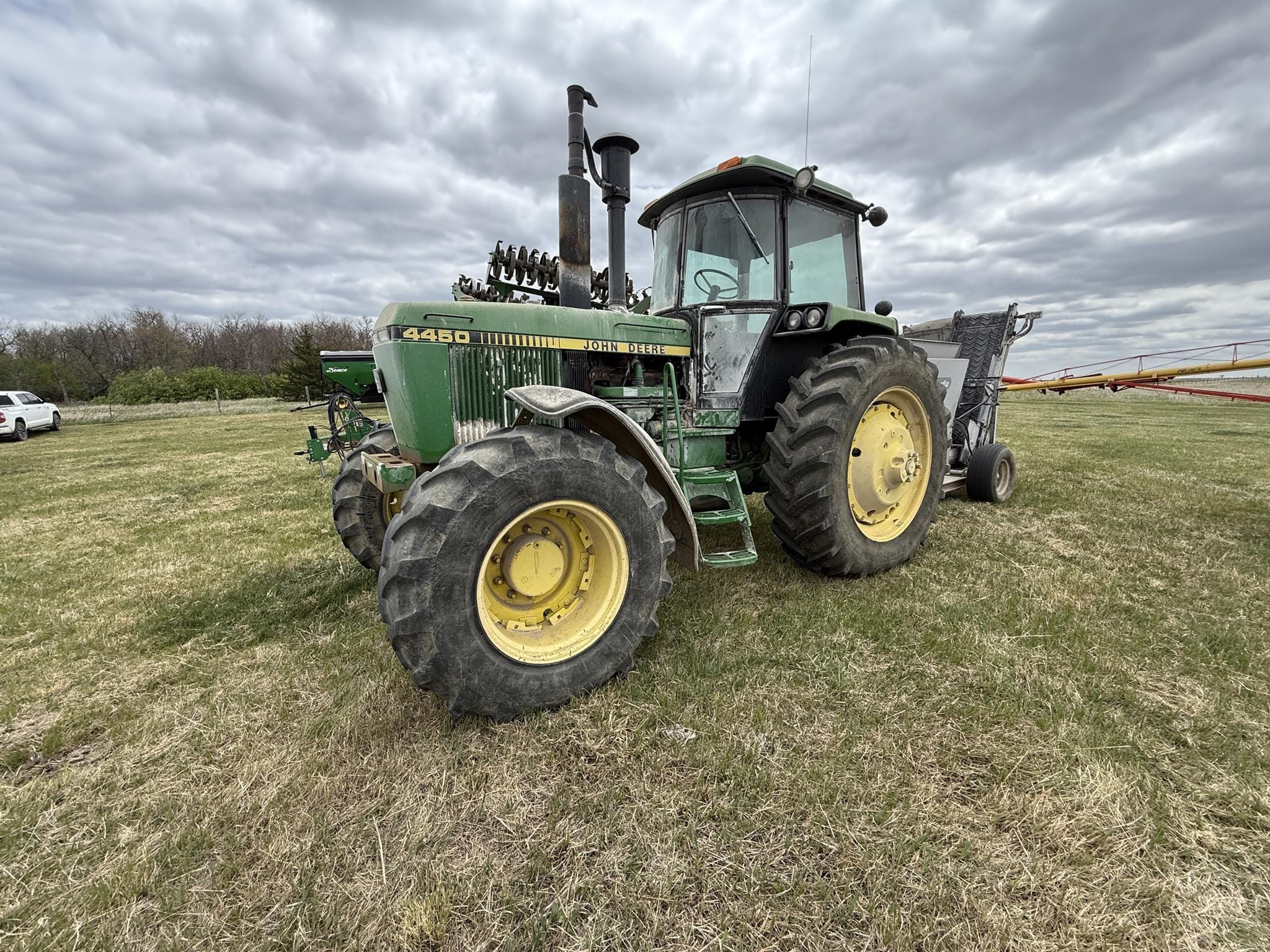 1988 John Deere 4450 Equipment Image0